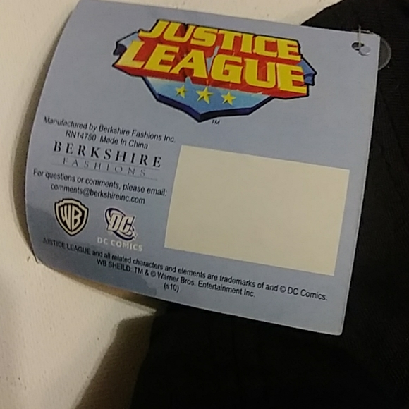 NWT JUSTICE LEAGUE HAT GIFT - Picture 3 of 3
